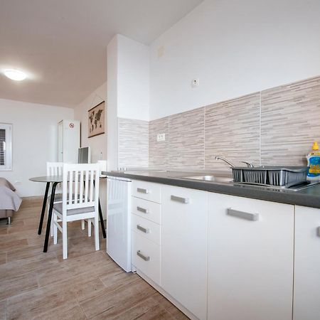 Apartmani Ema Zadar Exterior photo
