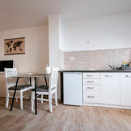Apartmani Ema Zadar Exterior photo